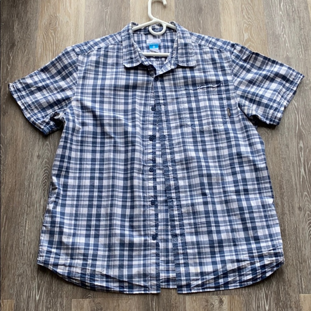 Columbia Short Sleeve Button Down